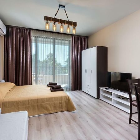 Apartmán Studio Zia 3- Great Place In Lazur Burgas City Exteriér fotografie
